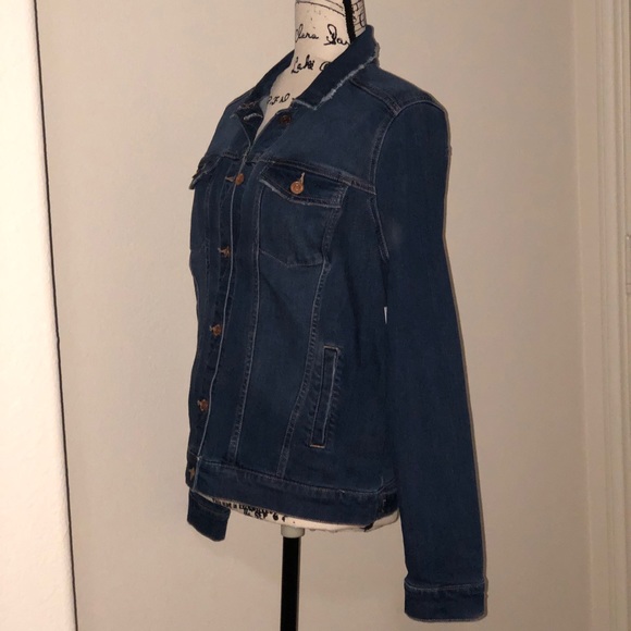 Jean jacket - Picture 1 of 6